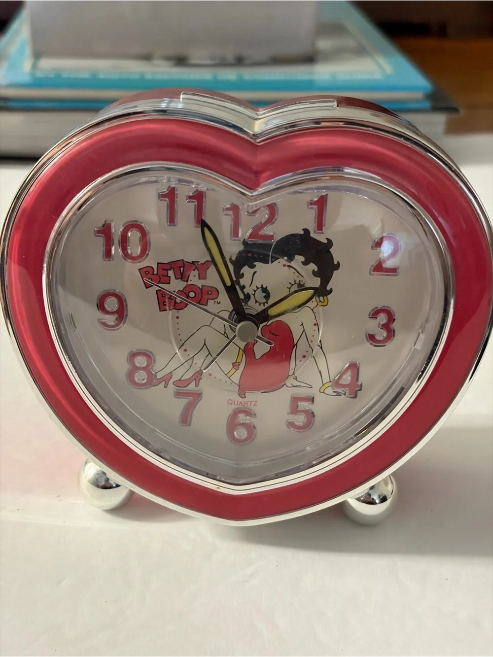 Vintage 2006 Betty Boop Red and Pink Heart Shaped Alarm Clock